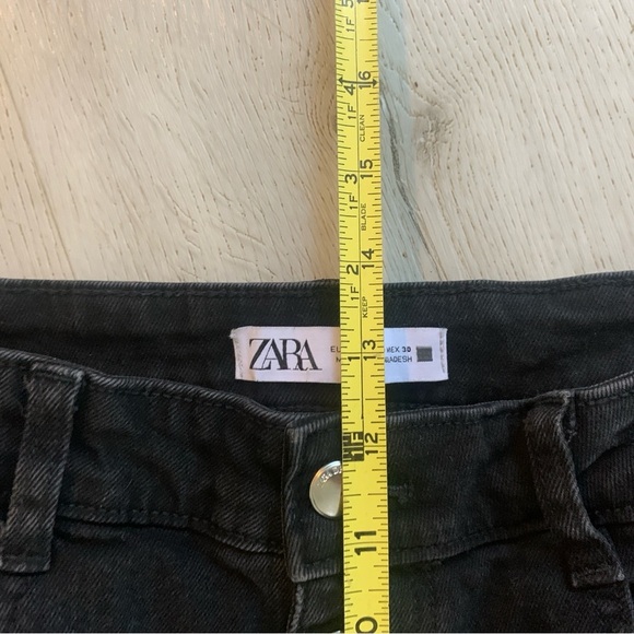 Zara Black Jeans‎ with 5 Buttons - Picture 12 of 12